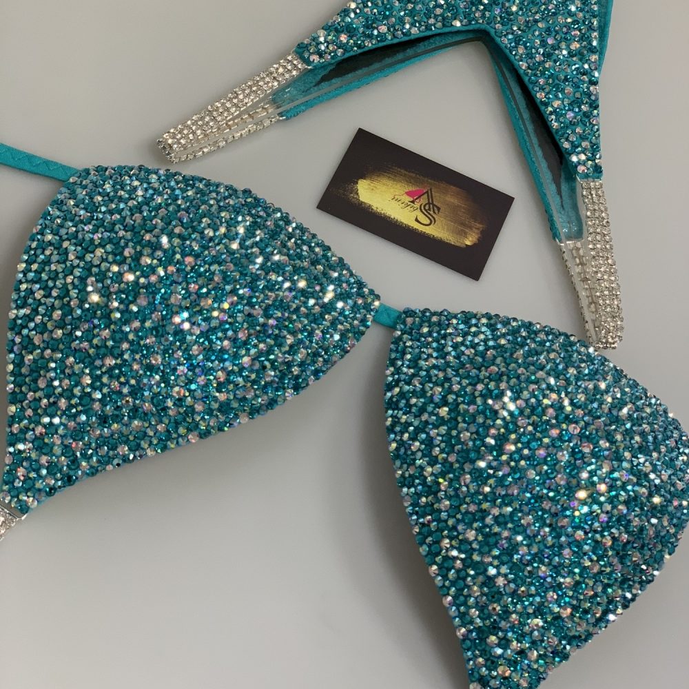 Tiffany with chameleons