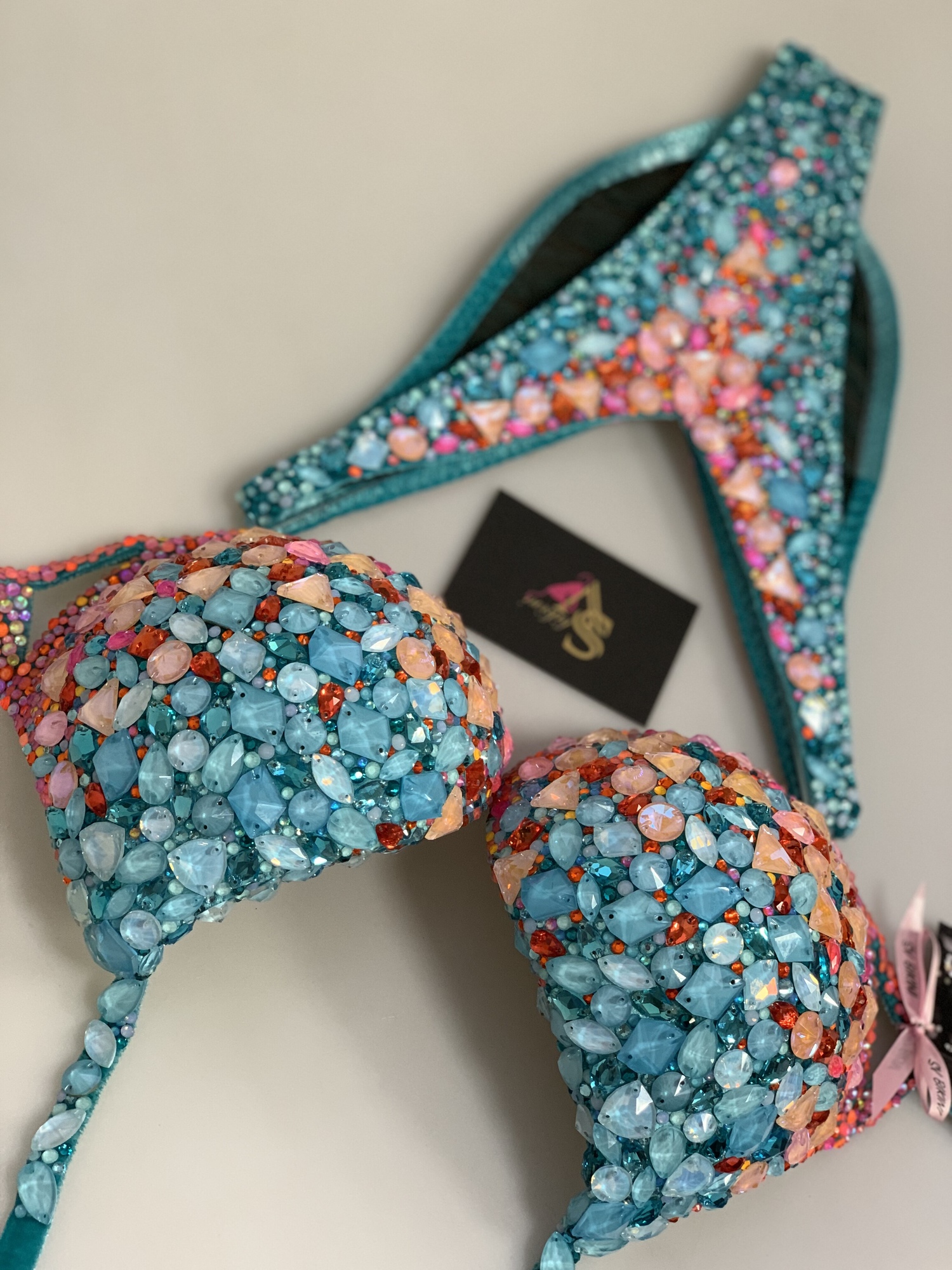 img_0263_2000x2000_436 Bonbon - Image 1