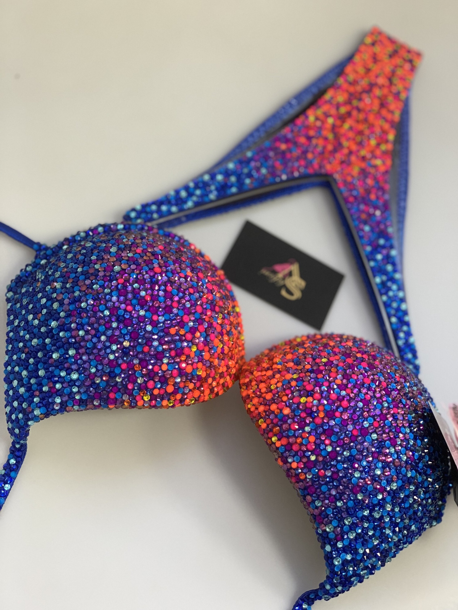 img_1134_2000x2000_436 Shantaram - Image 1