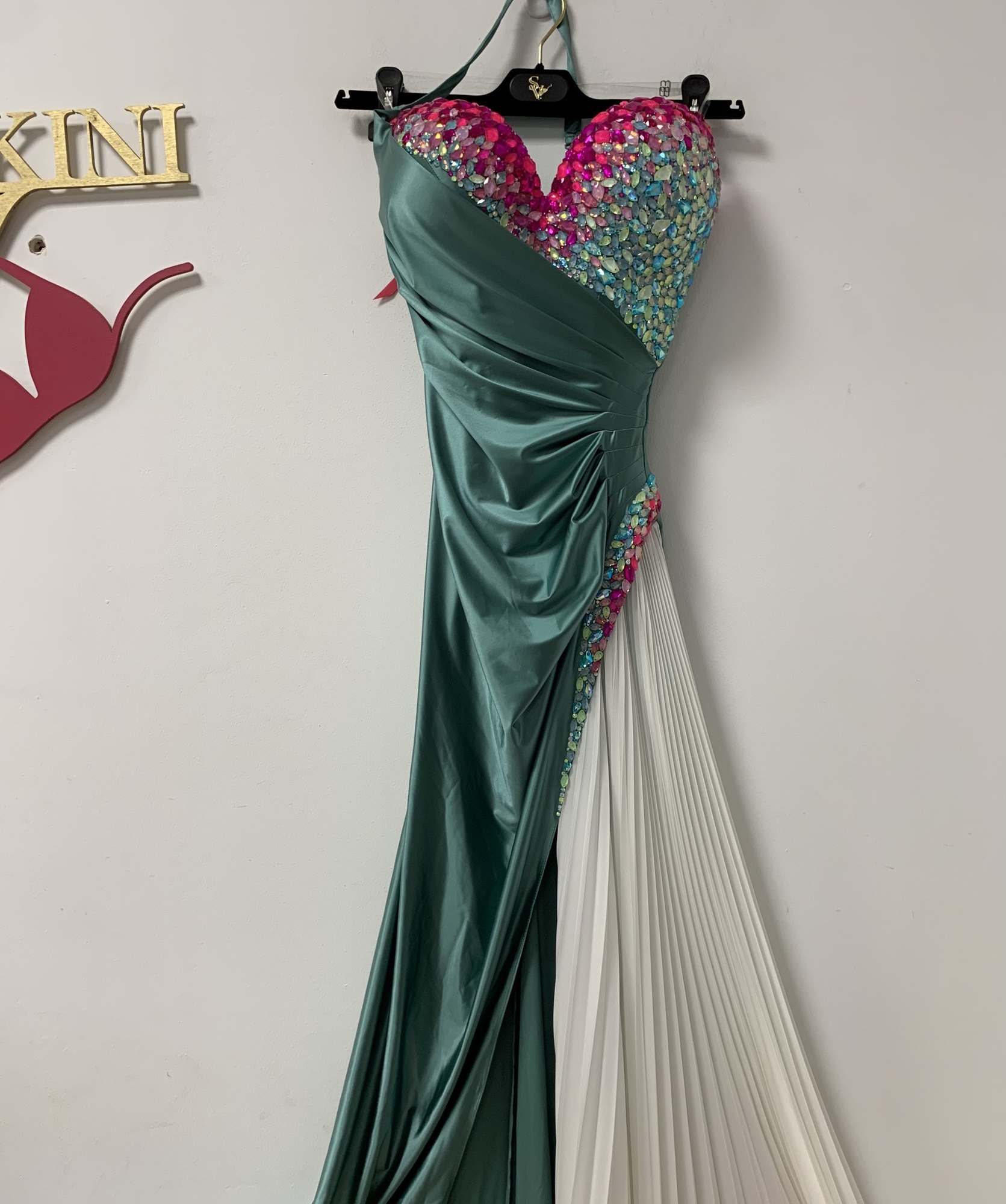 img_1920_2000x2000_584 Spring - Image 1