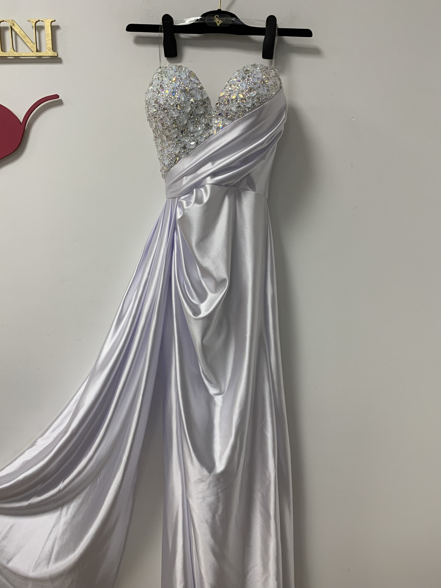 img_1923_2000x2000_584 Special day - Image 1