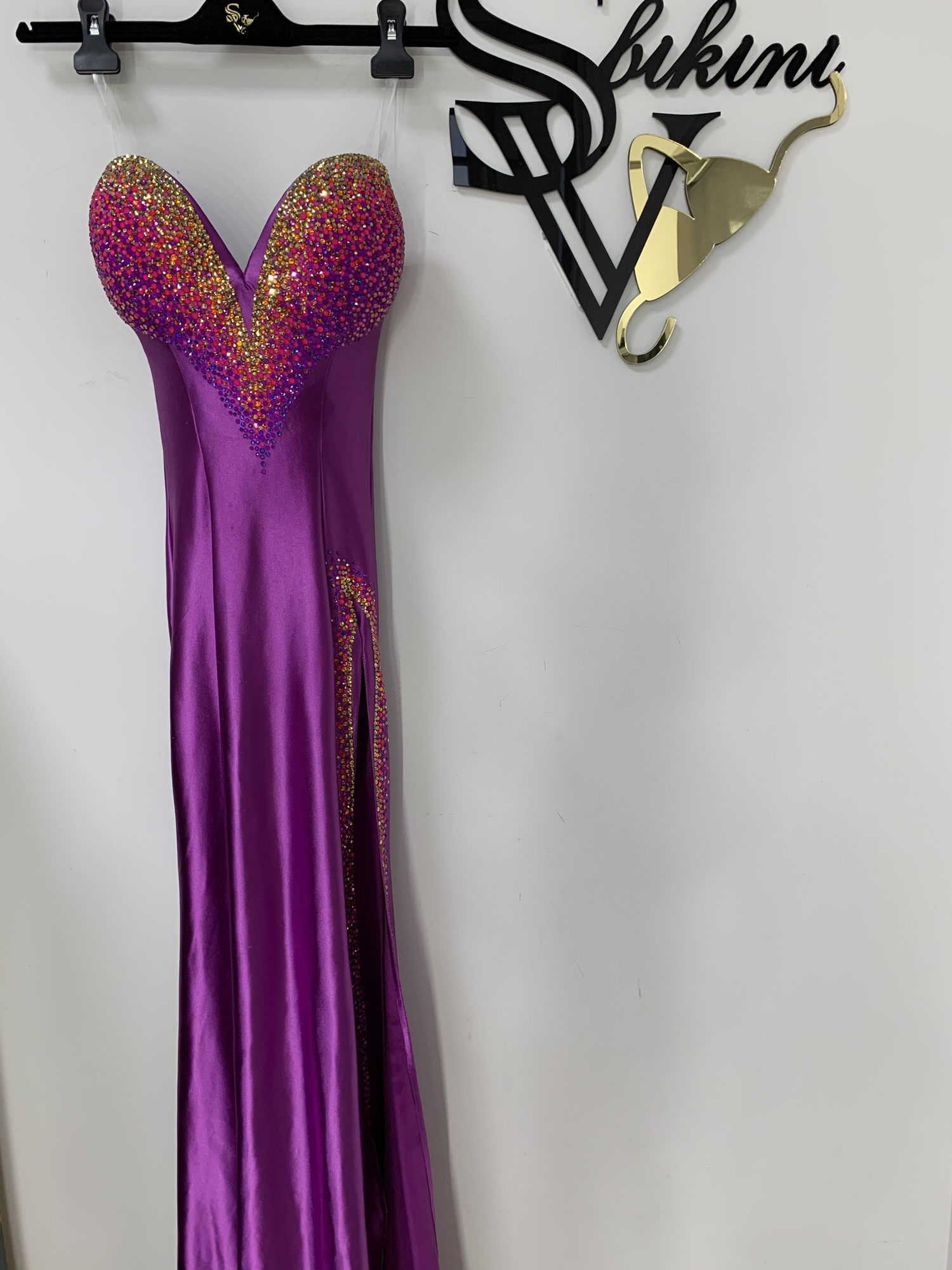 img_2201_2000x2000_436 Fireworks - Image 1