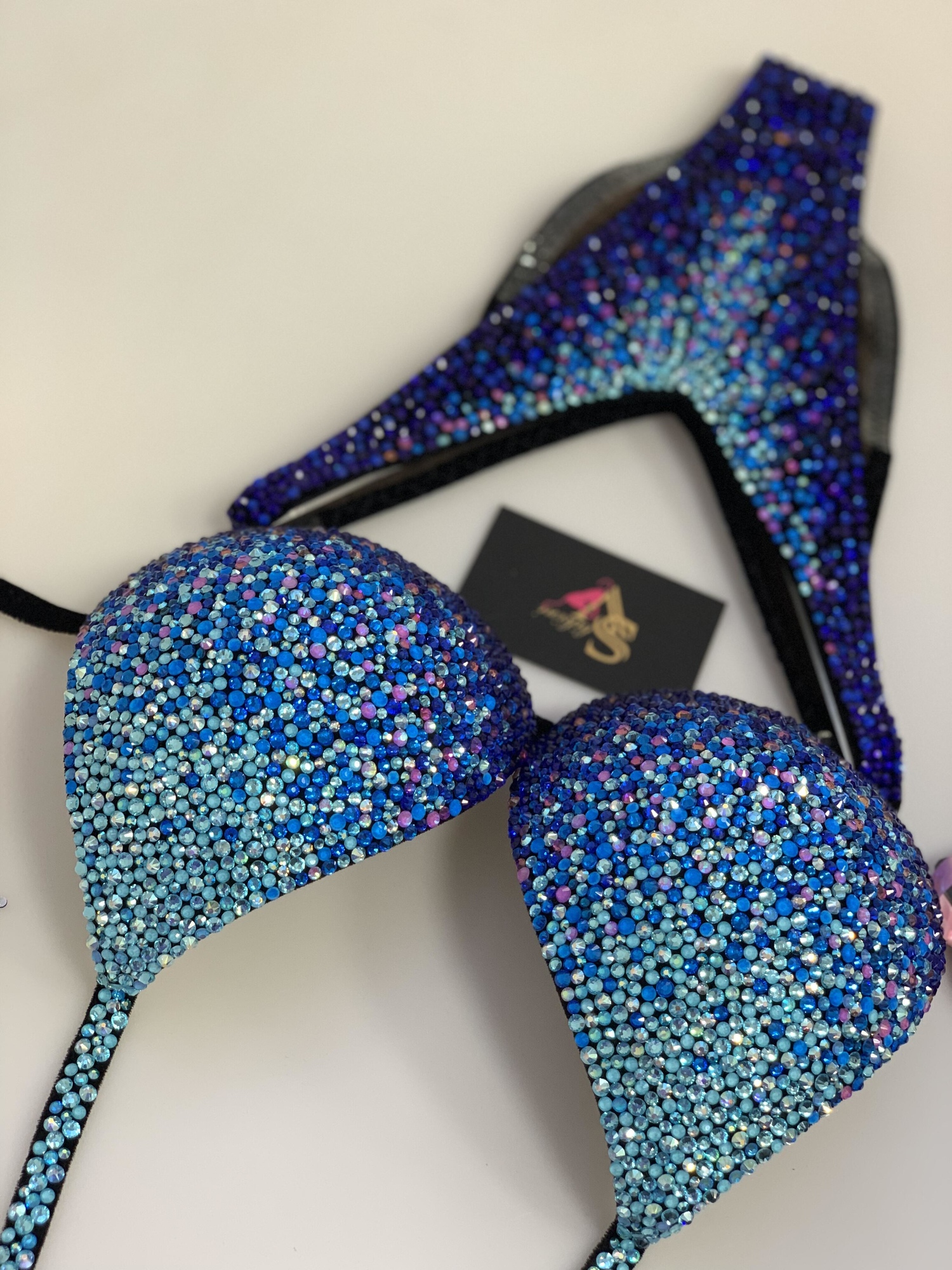 img_5104_2000x2000_436 Sea Breeze - Image 1