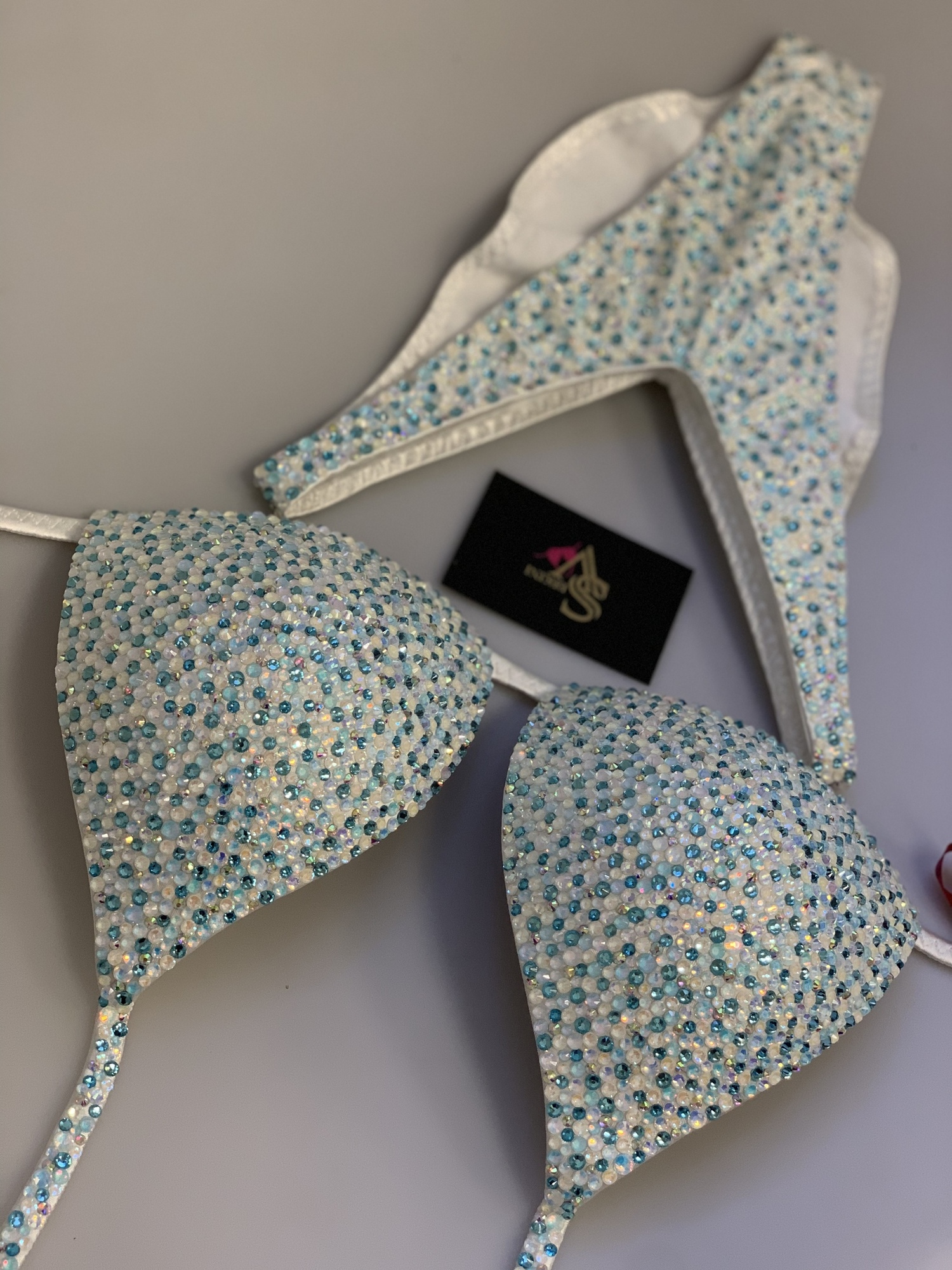 img_9150-1_2000x2000_584 Innocence - Image 1